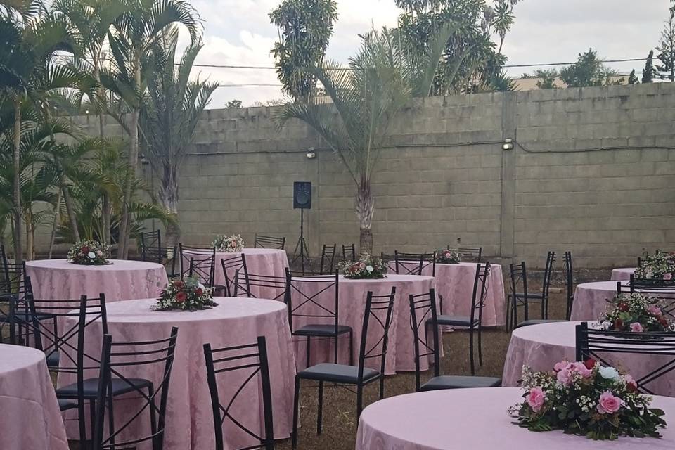 Cobertura área do jantar.
