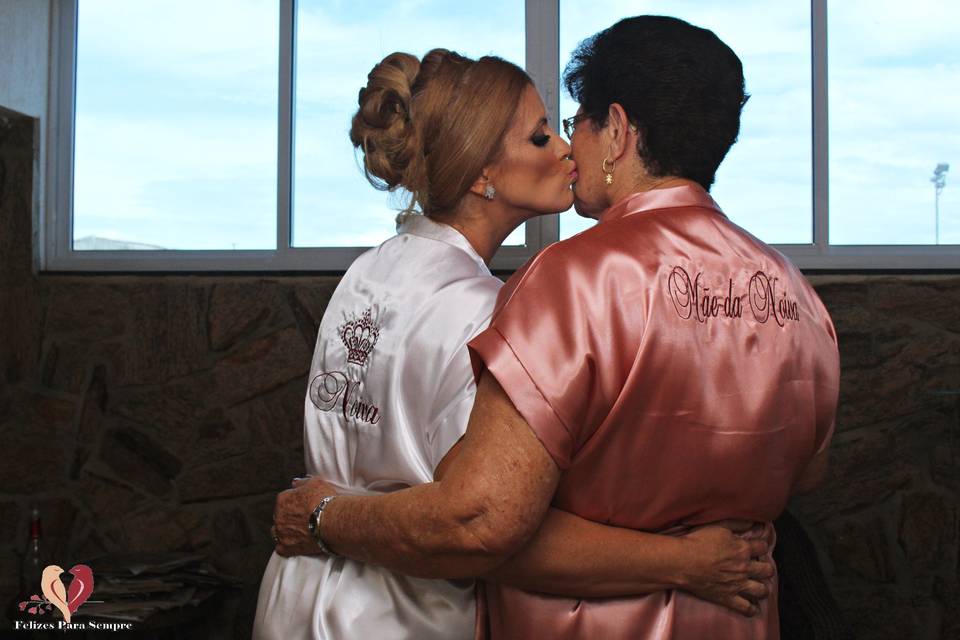 Noiva e mãe