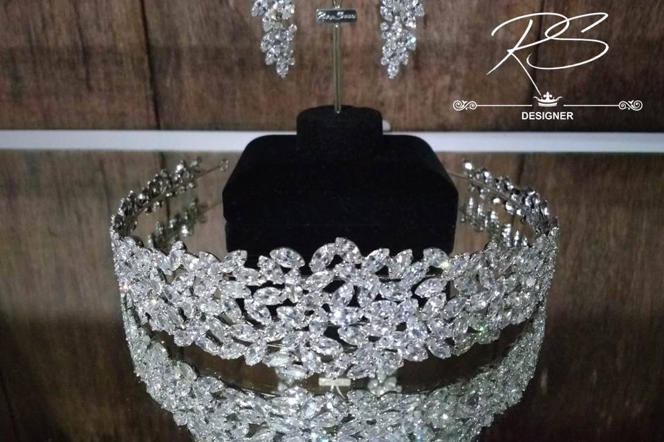 Tiara em Diamante Hibrido