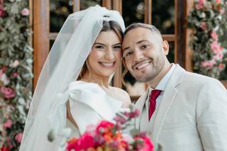 Ateliê Chikita Bakana Maquiagem e Penteado