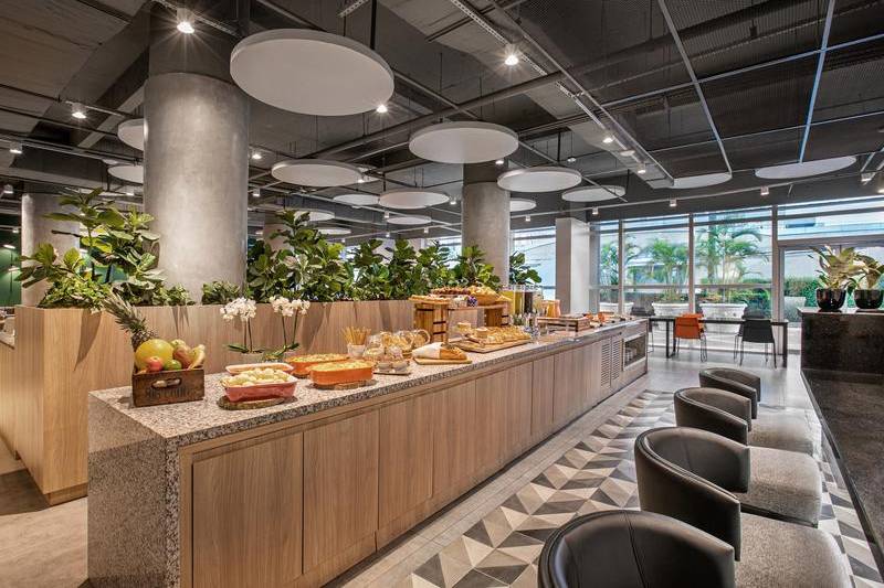 Restaurante e Lobby Bar
