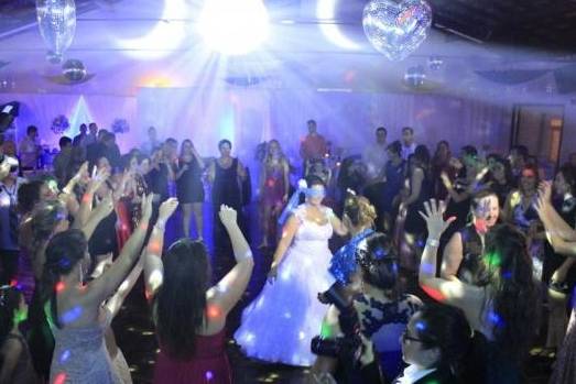 Muita festa no seu casamento