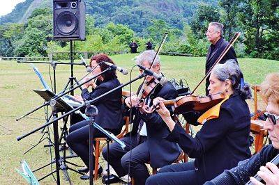 Ave Orquestra e Coral