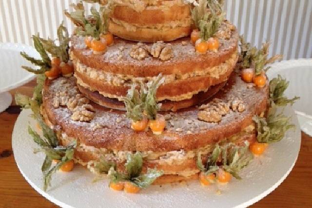 Naked Cake