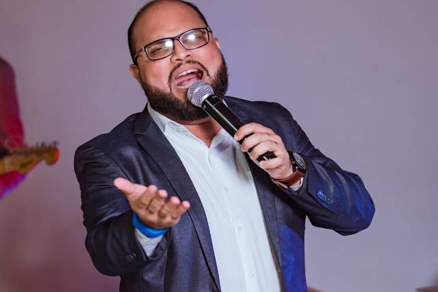 Profissional Júnior Santos