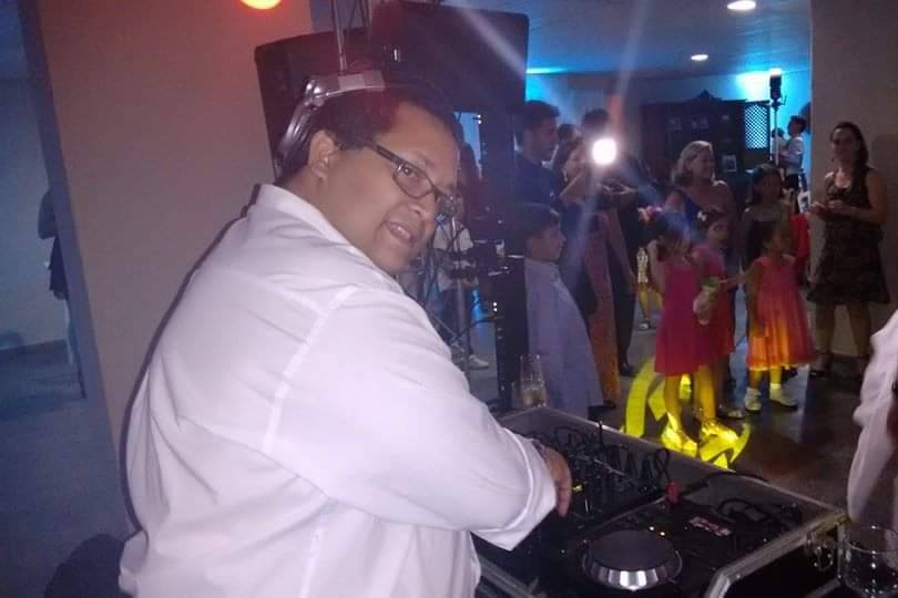 DJ Lisandro Coroa