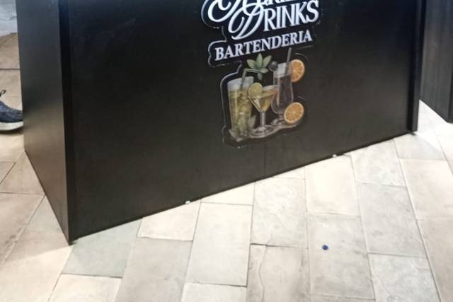 Adriel Drinks Bartenderia
