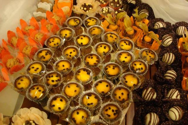 Doces variados