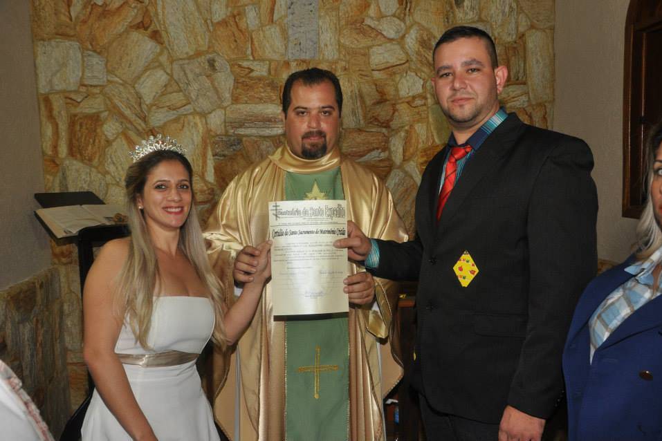 Padre Alex Daniel da Silva - Celebrante