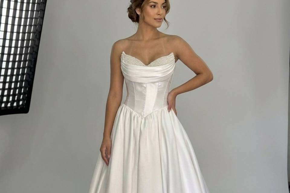 Vestido de noiva off com perol