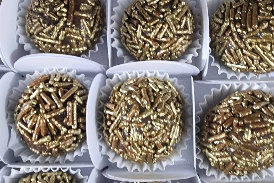 Brigadeiro dourado