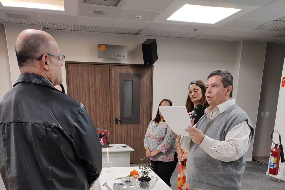 Celebrante de casamentos