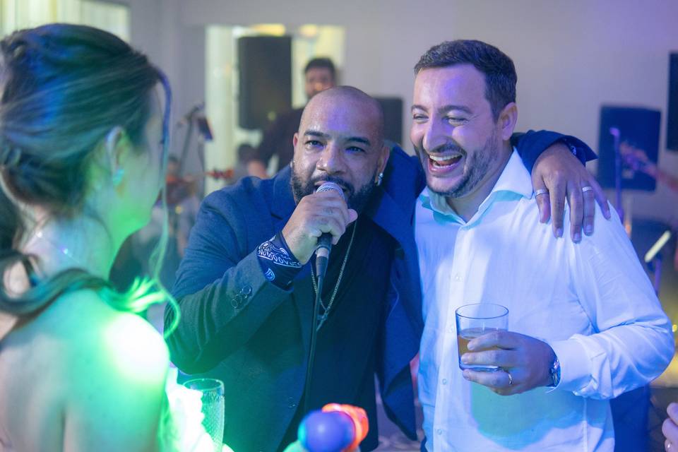 Animando a festa com os convid