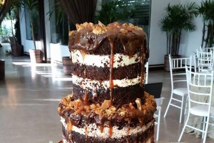 Naked Cake Cerveja Preta