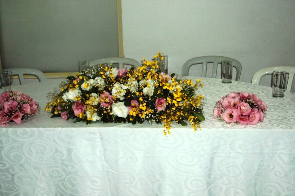 Lisianthus com orquideas