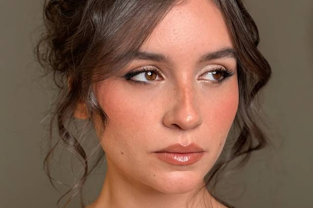 Maquiadora Gizele Oliveira — Maquiagem e Penteado