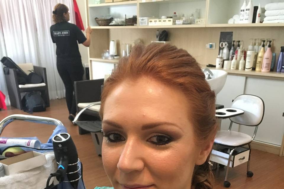 Jana Carrio Makeup
