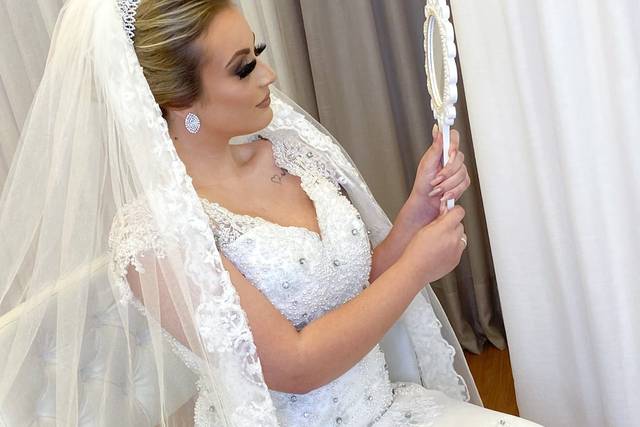 Carla Bueno Make Up