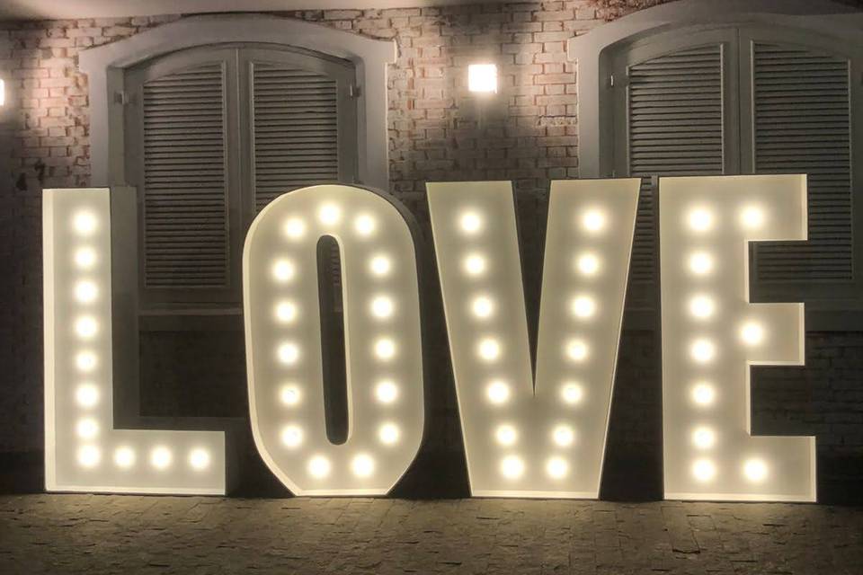 Love Branco Luminoso 1,70