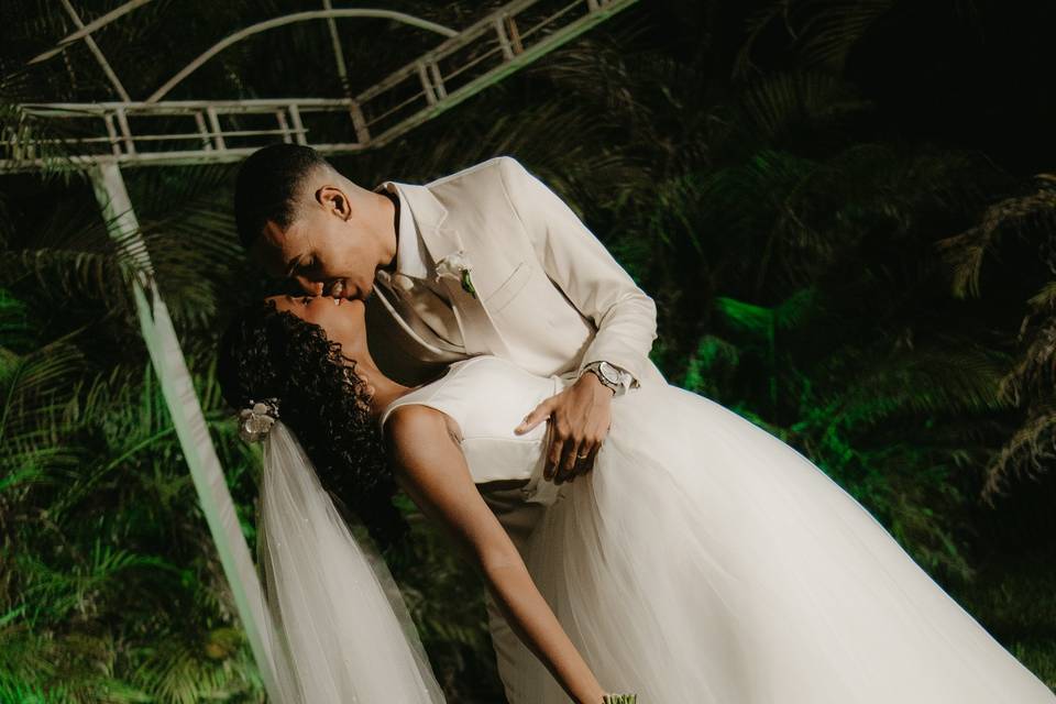 L & R - Casamento