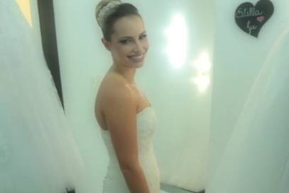 O doce sorriso da noiva