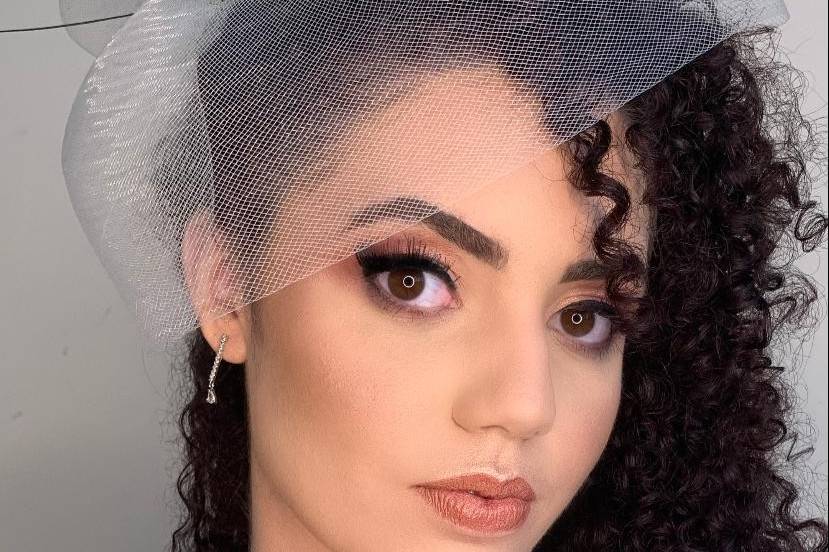 Bruna Cruz Makeup Artist