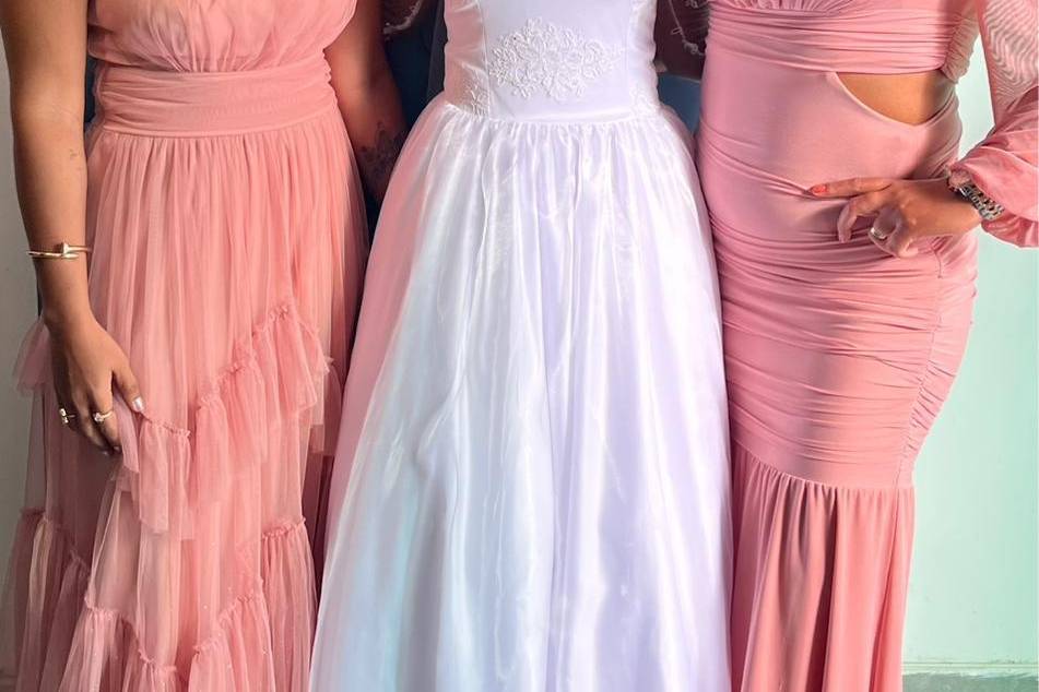 Noiva e Madrinhas