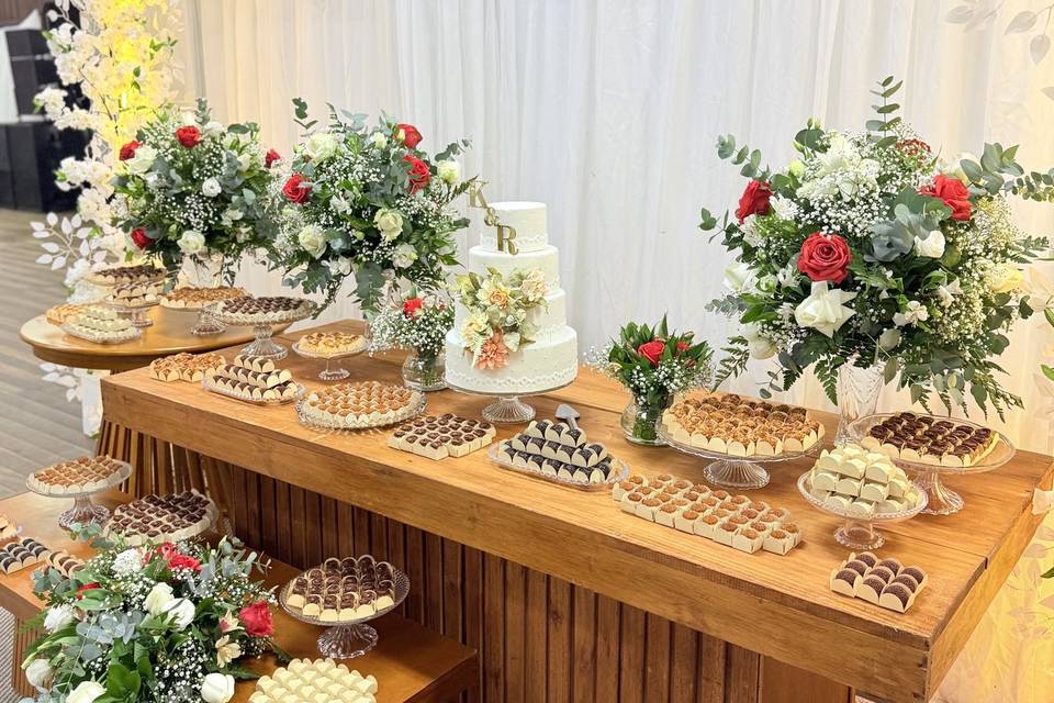 Mesa de doces de casamento