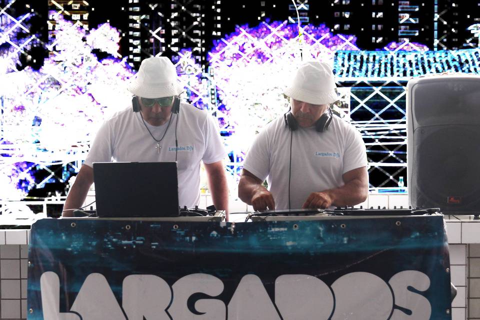 LARGADOS DJs