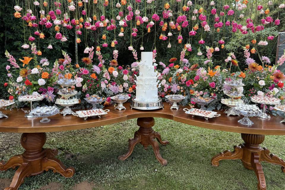 Casamento no gramado debaixo