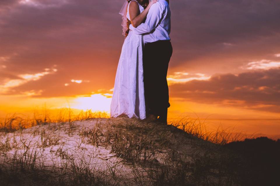 Yul Barbosa - Trash the Dress