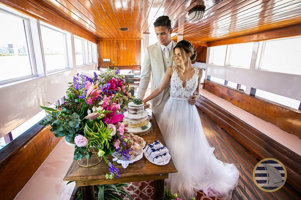 Enlopement wedding em um barco