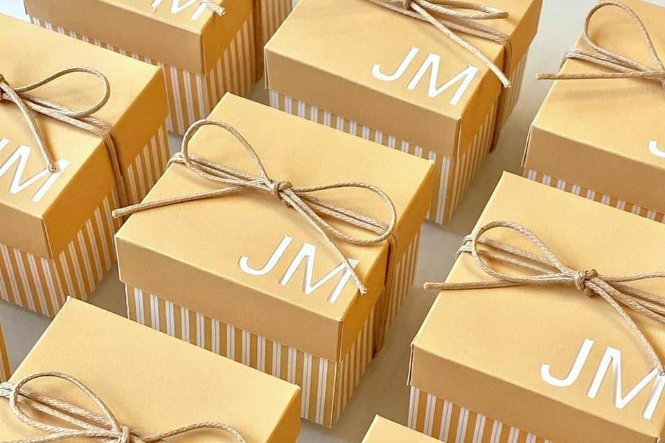 Caixas cartonadas personalizadas