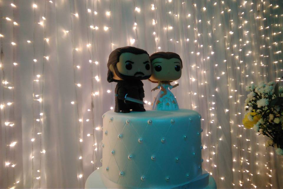 Casamento temático: Game of Thrones  Wedding cake toppers, Pink wedding  cake, Wedding cakes