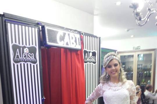 Cabine aleisa com noiva