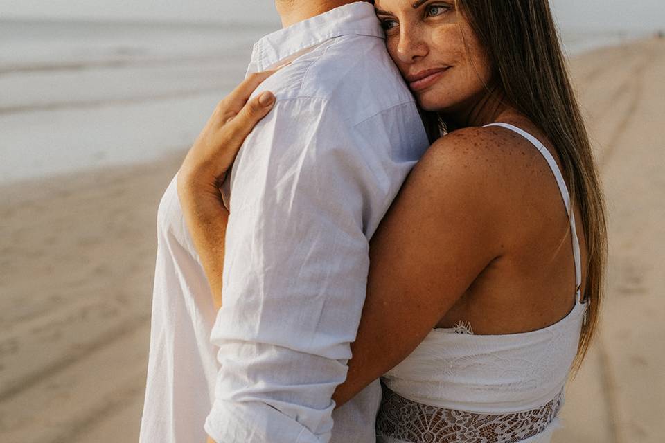 Ensaio pré-casamento na praia