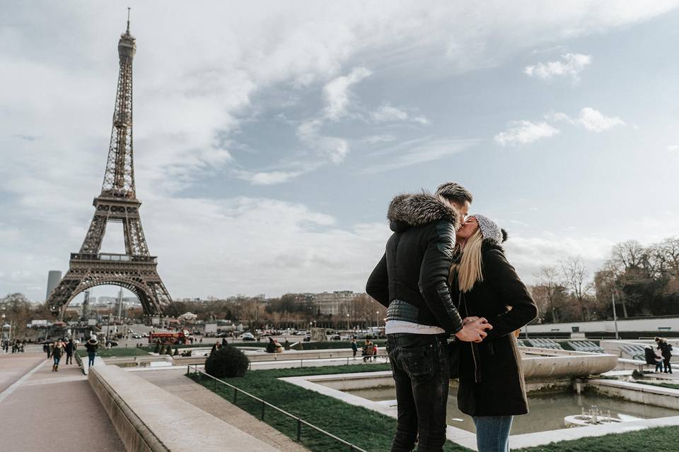 Pedido de casamento em Paris