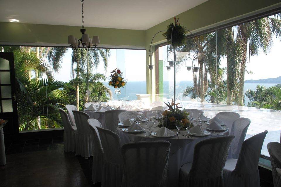 Casamento pé na areia