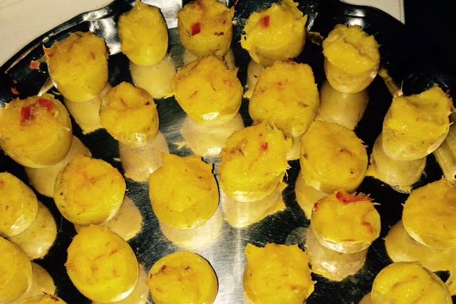 Batata baby com queijo qualho