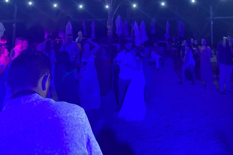 Casamento pé na areia