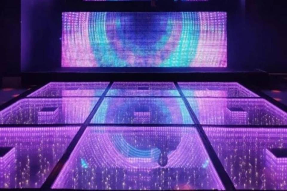 Pista infinity e painel de led