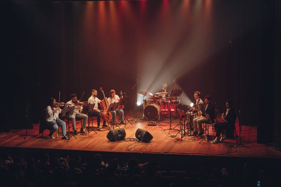 + Quarteto de cordas