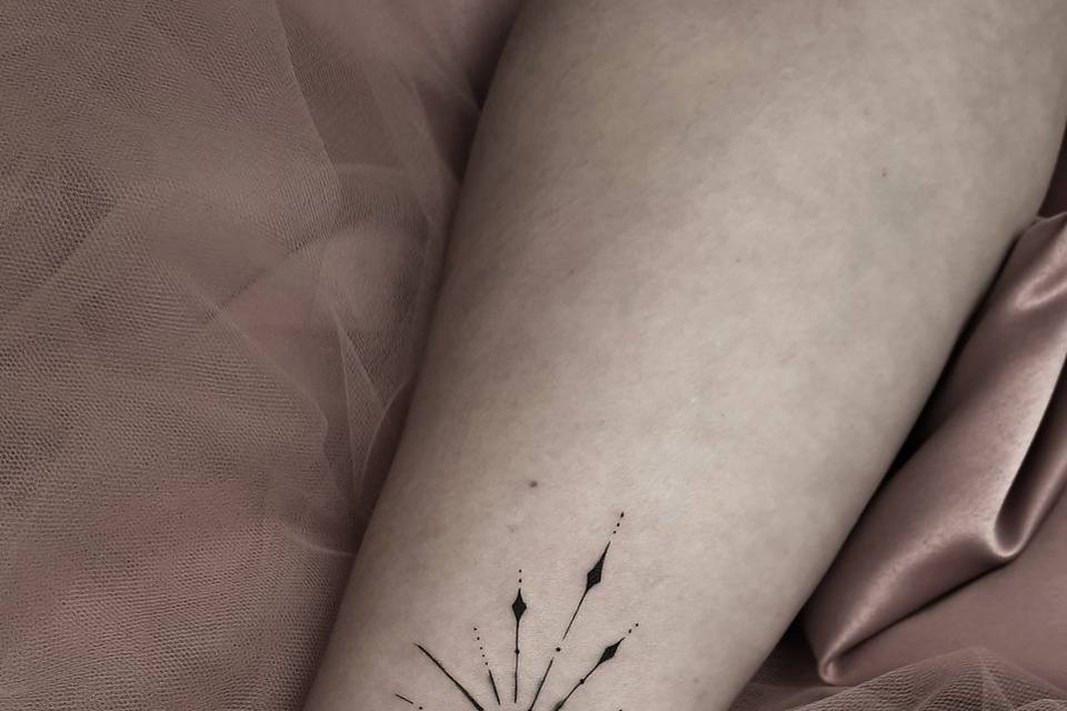 Flash tattoo minimalista