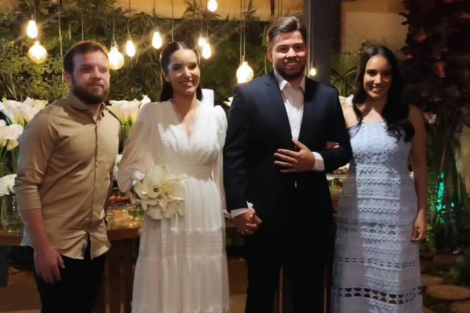 Que honra casar as duas irmãs