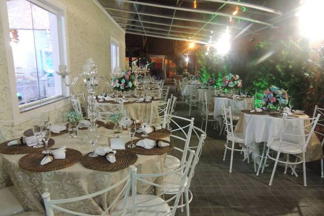 Salão lateral Buffet laranja