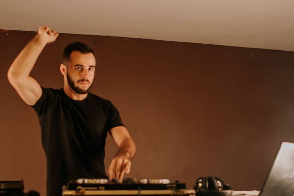 DJ Rodrigo Rocha