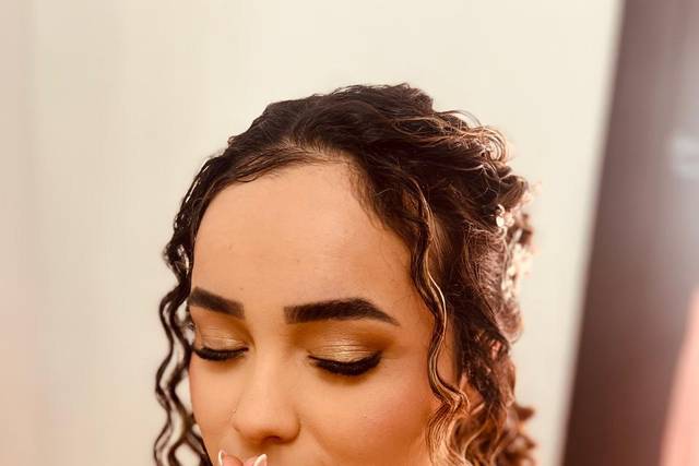 Noiva Cacheada