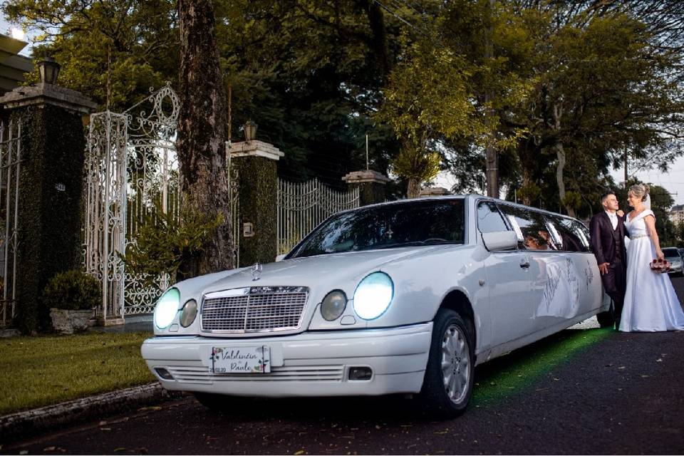 Valtrick Limousines