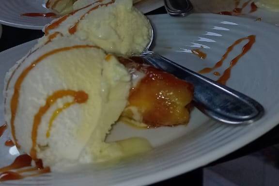 Banana na Brasa com Sorvete