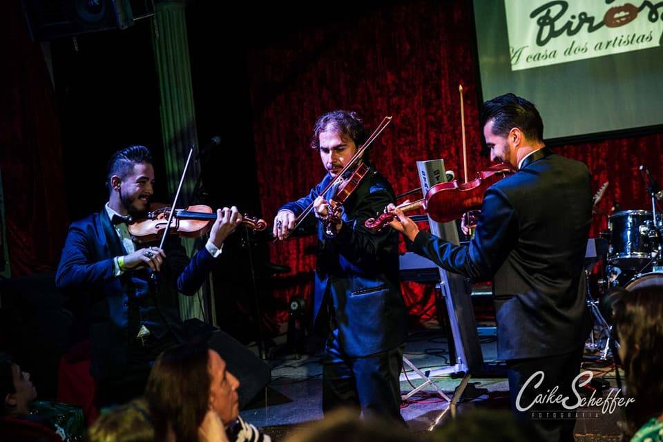 The Avalon Violinos